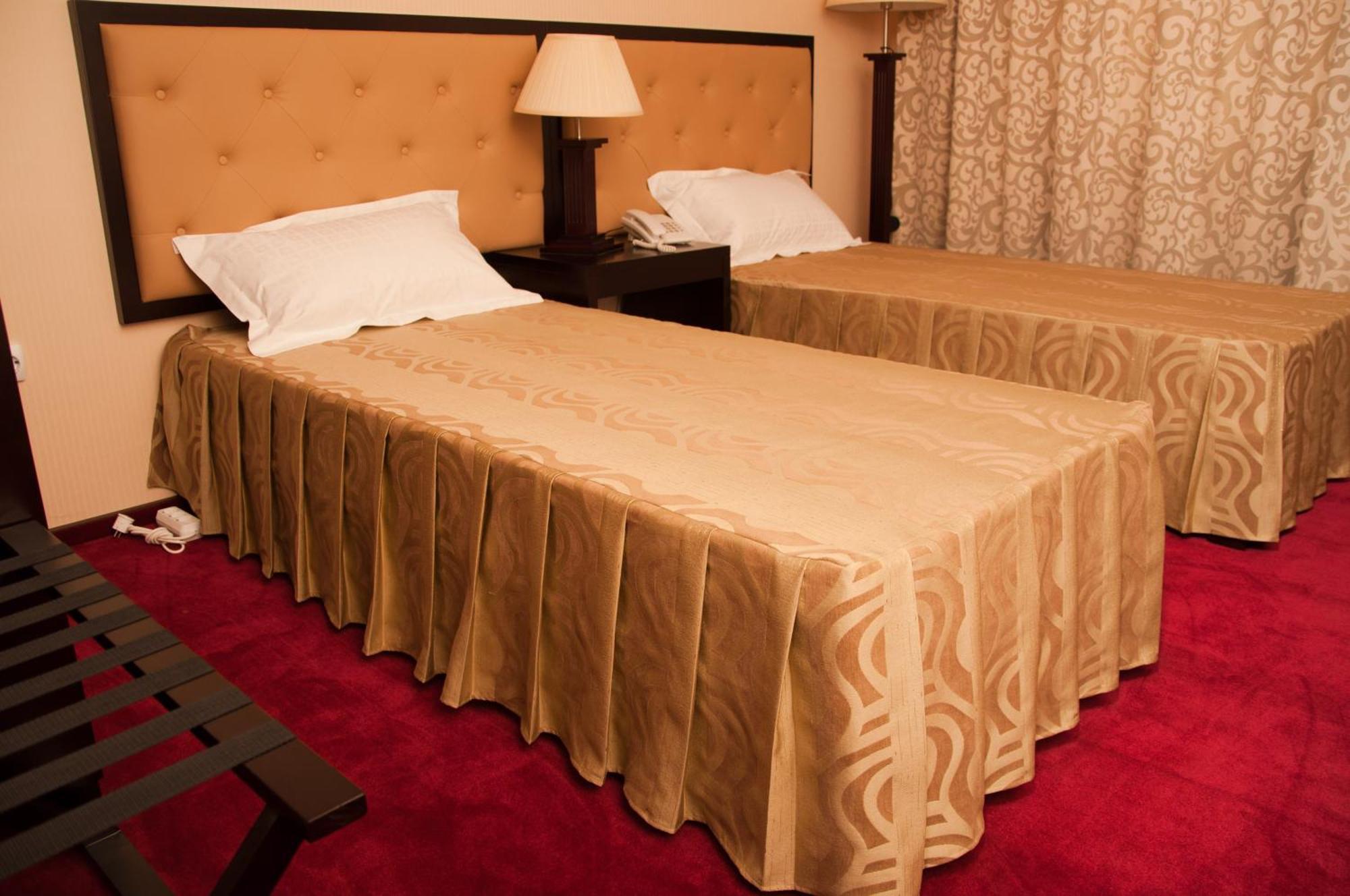 Hotel Baden Calarasi  Ngoại thất bức ảnh